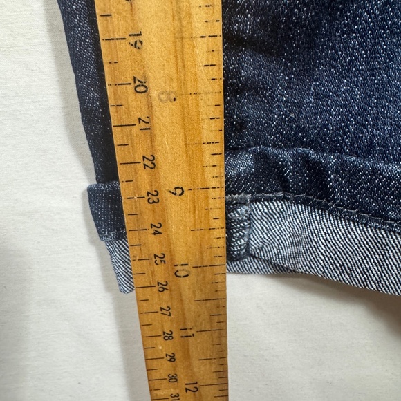 Earl Jeans Shorts Womens Size 16W Blue Denim Summer Vacation Mid Thigh - Picture 8 of 10